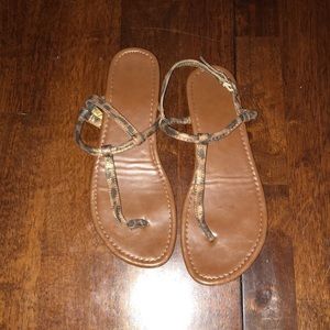 Brown Shimmery Cheetah Design Sandals